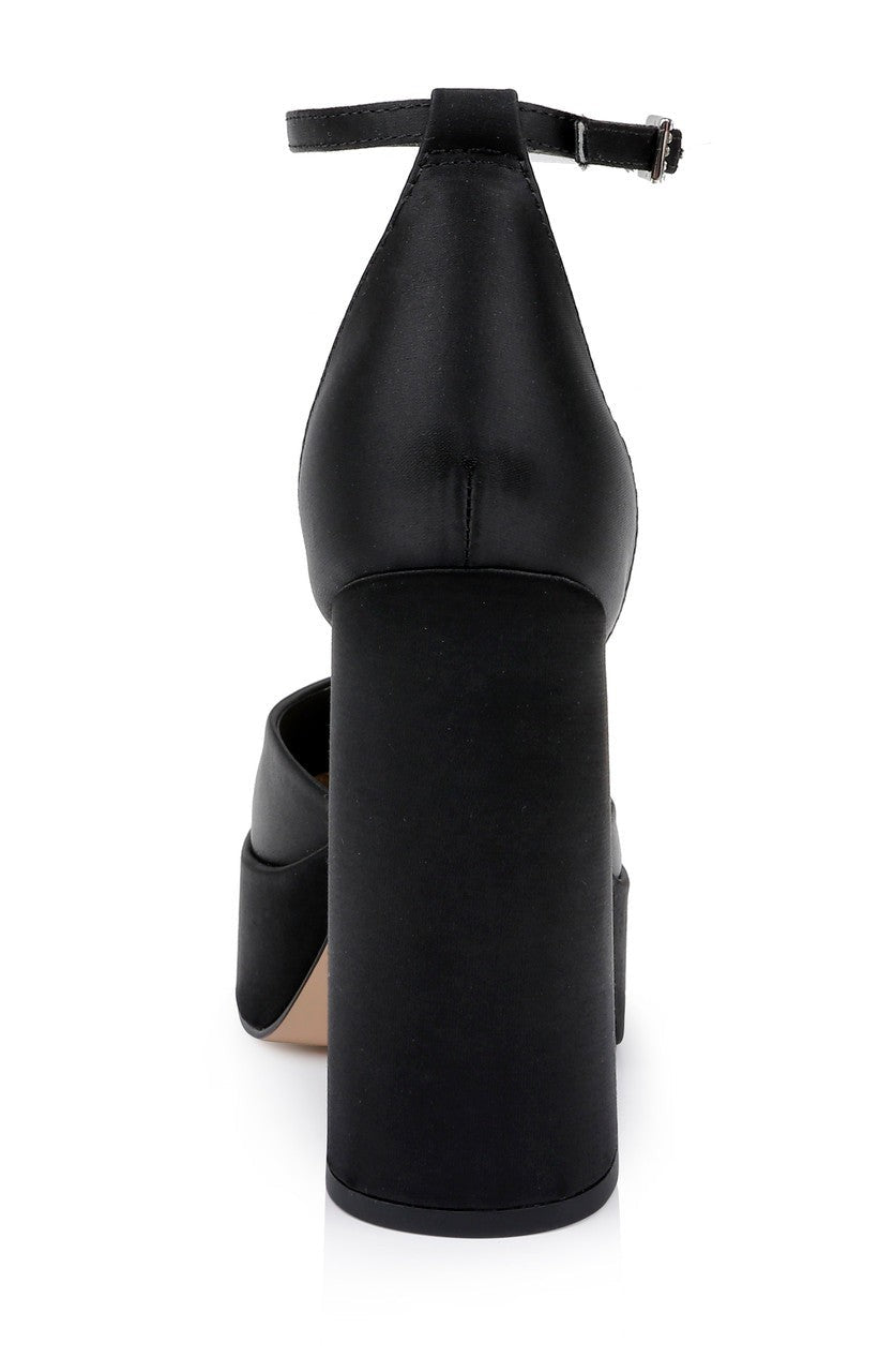 Giada Round Toe Platform