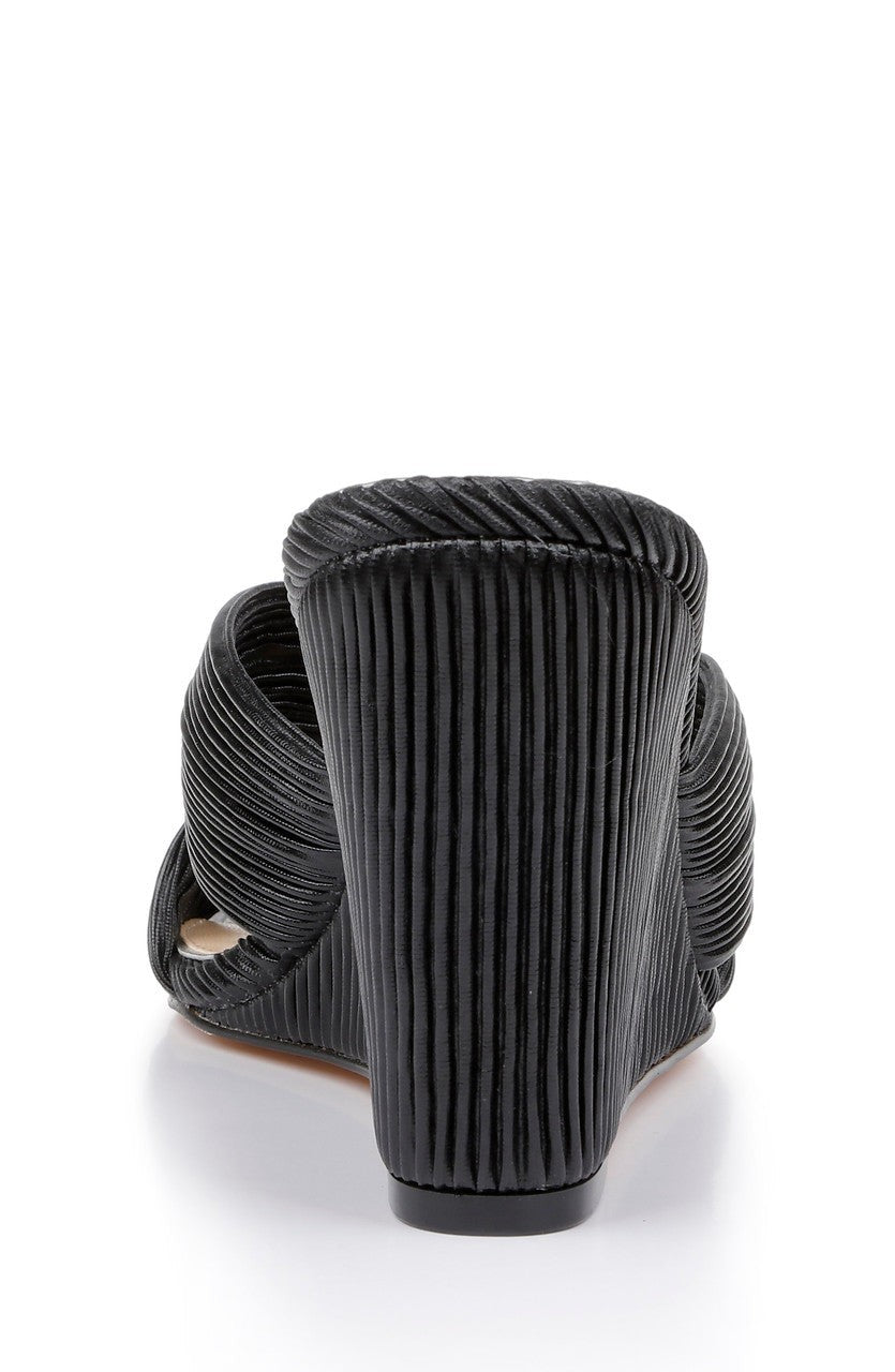 Hype Pleated Wedge Mule