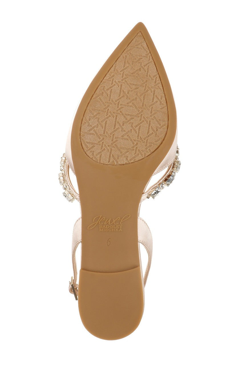 Camden Pointed Flat