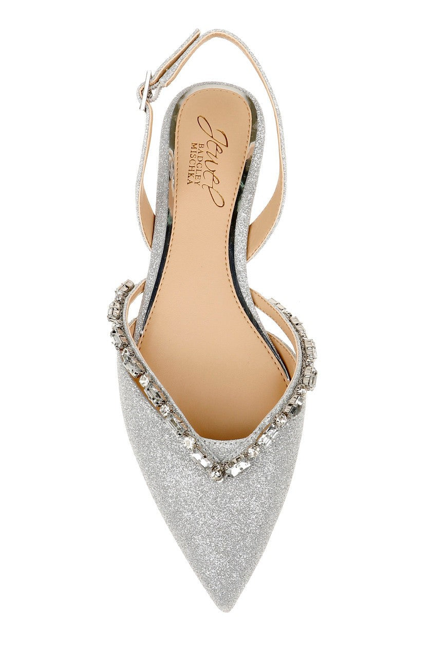 Camden Pointed Flat