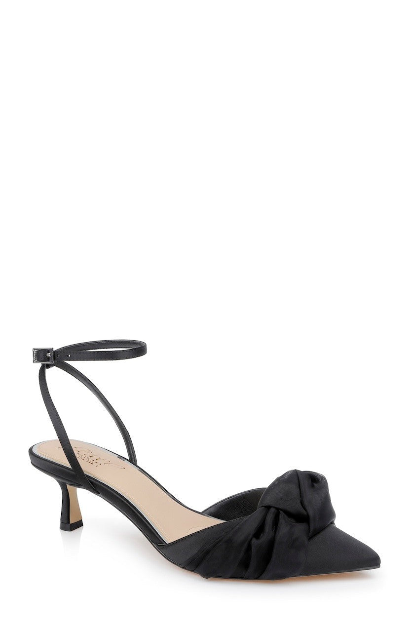 Favor Pointed Toe Kitten Heels
