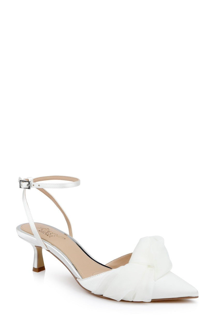 Favor Pointed Toe Kitten Heels