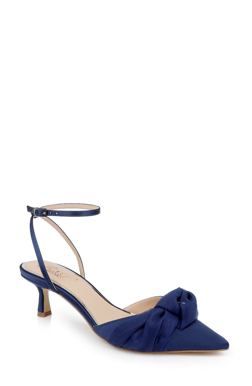 Favor Pointed Toe Kitten Heels